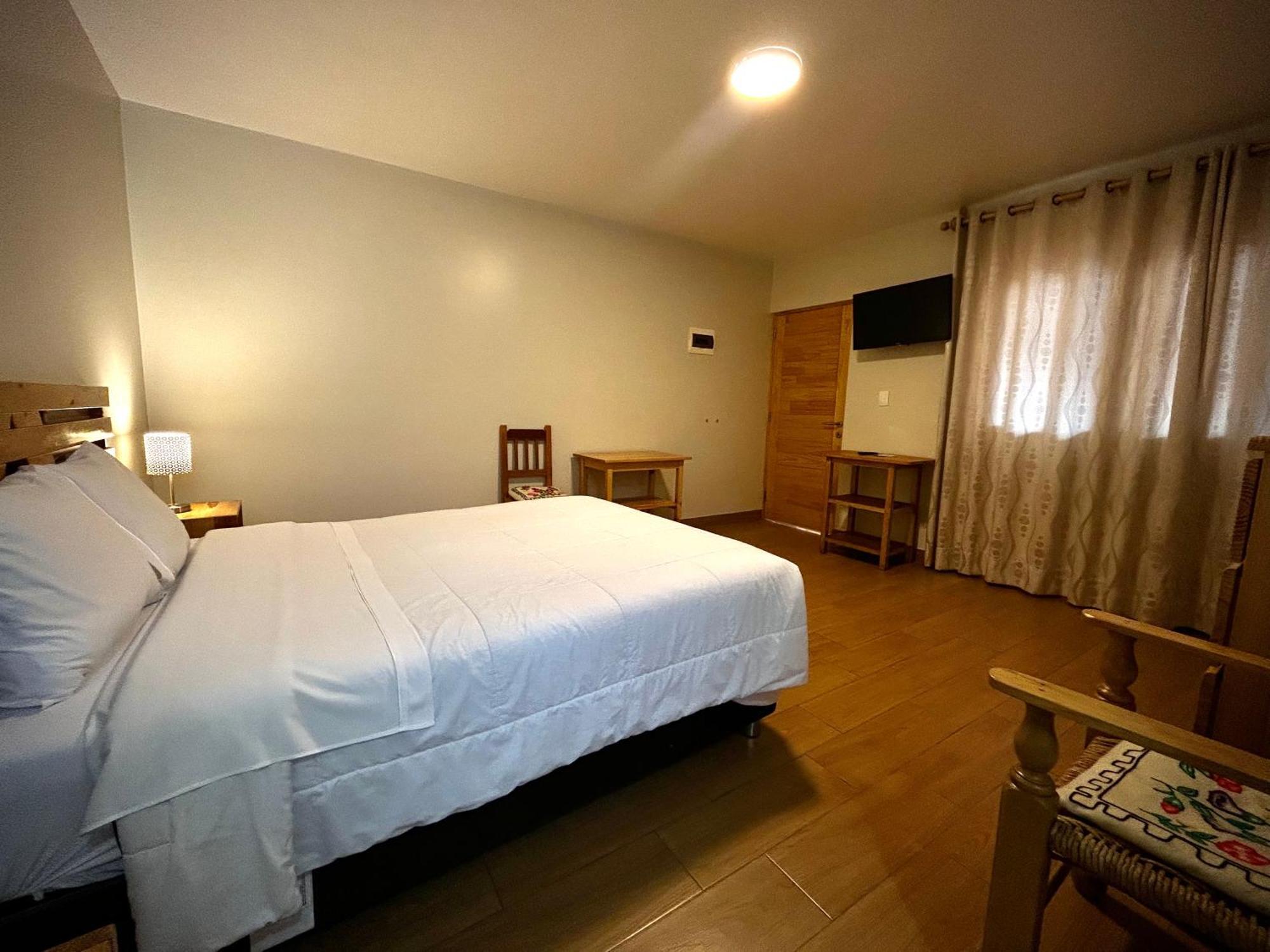 Alpamayo Casa Hotel - Restaurante Yungay Luaran gambar